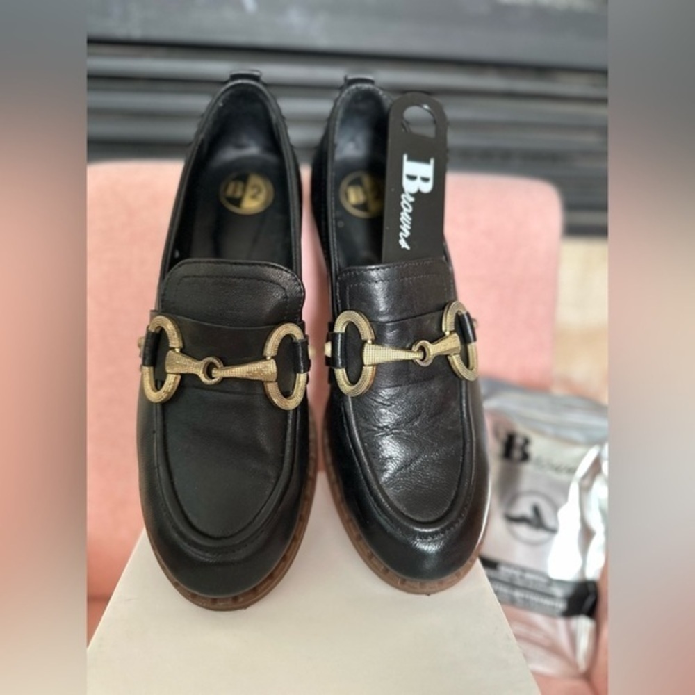 B2 Grayson Women Oxfords from Browns